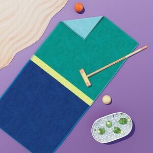 XL 'WOW' Reversible Beach Towel - Sun Squad™ 100% Cotton - 36in*72in - Sky Blue